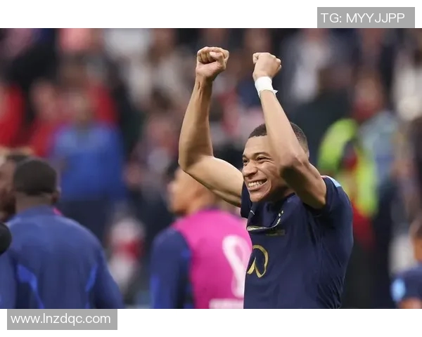 姆巴佩在世界杯赛场上的精彩表现与未来发展潜力分析