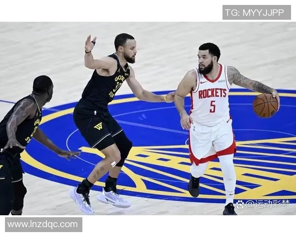 火箭与爵士季后赛激战正酣NBA直播精彩瞬间回顾与分析