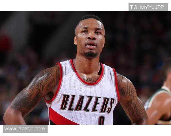 2015年西部明星队与东部明星队精彩对决回顾与分析